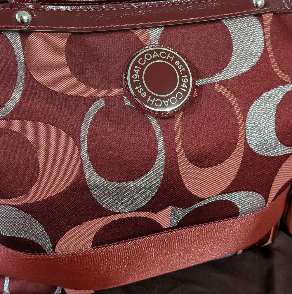 ✨SOLD✨Coach SET Signature Jacquard Red Metallic Stripe Tote Wristlet Wallet Y2K - Picture 3 of 14